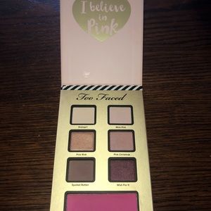Too faced I believe in pink palette